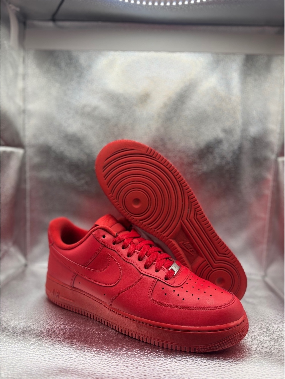 Nike Air Force 1 07 low triple red